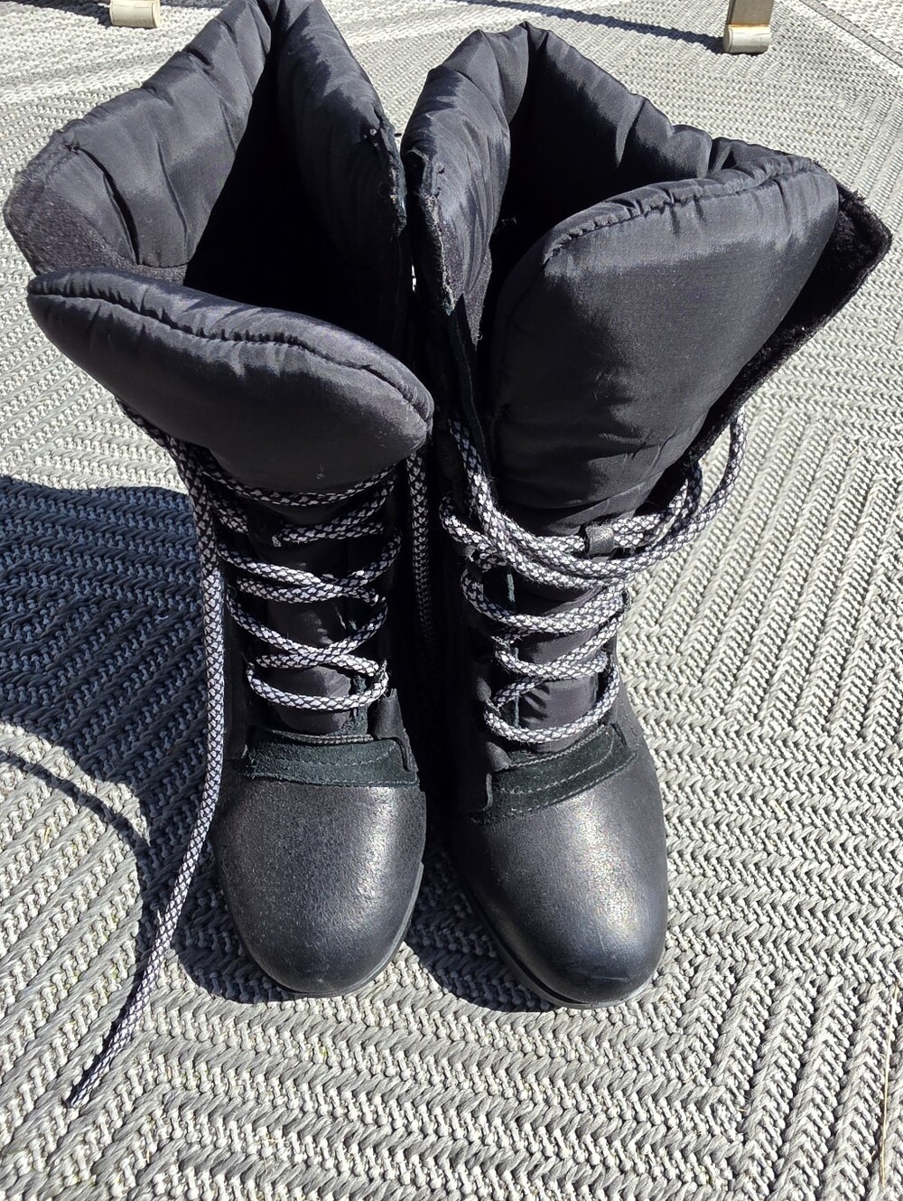 Sorel Black Lace-Up Winter Boots